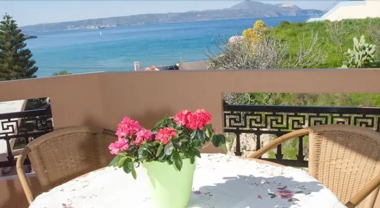 Stüdyo, Deniz Manzaralı