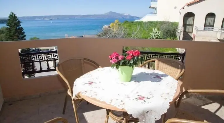 Stüdyo, Deniz Manzaralı
