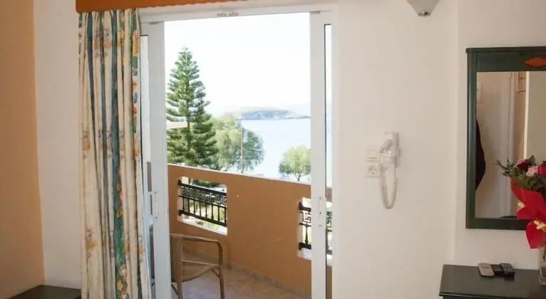 Stüdyo, Deniz Manzaralı