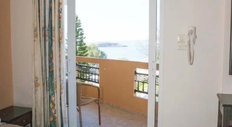 Stüdyo, Deniz Manzaralı