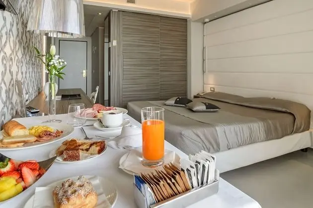 Deluxe Tek Büyük veya İki Ayrı Yataklı Oda, Teras, Deniz Manzaralı