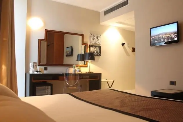 Standard Oda, 1 Çift Kişilik Yatak (Elegance small)