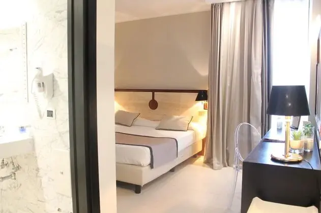 Standard Oda, 1 Çift Kişilik Yatak (Elegance small)