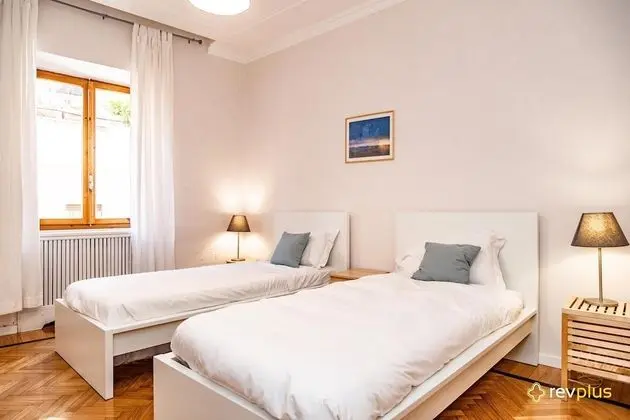 Deluxe Apart Daire