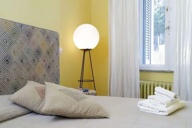 Classic Tek Büyük Yataklı Oda