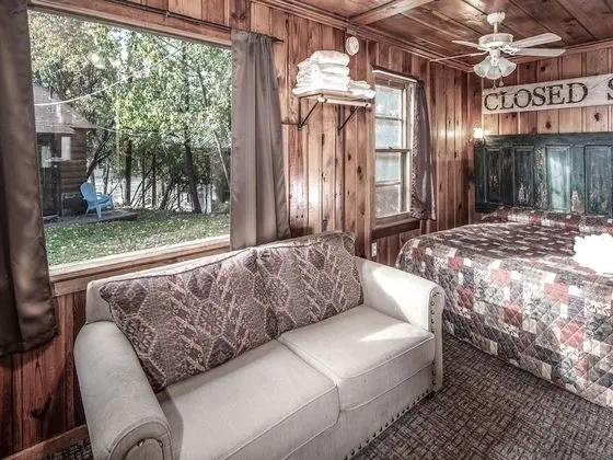 Kulübe (Apache Village 10)