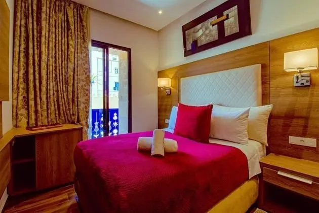 Standard Tek Büyük Yataklı Oda