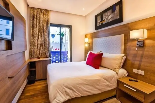 Standard Tek Büyük Yataklı Oda