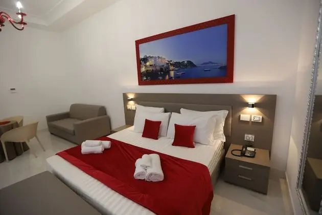 Royal Tek Büyük Yataklı Oda, Balkon (Capodimonte, Vesuvio, Posillipo)