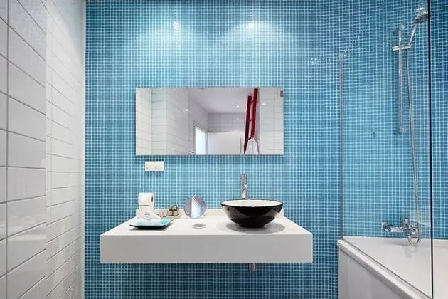 Triple, Deniz Manzaralı