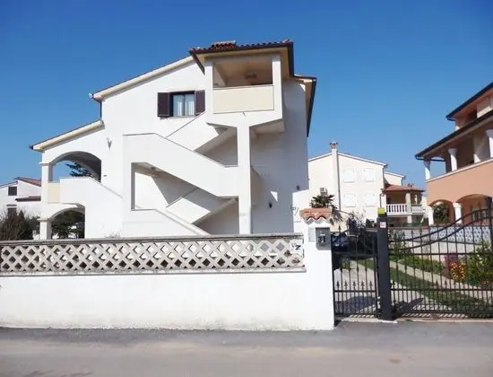 Apart Daire (Med - with terrace - A2(4))