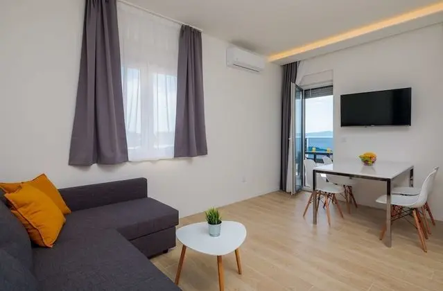 Comfort Apart Daire, Balkon, Deniz Manzaralı