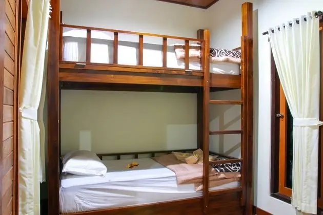 Design Ortak Ranzalı Oda, Bahçe Manzaralı