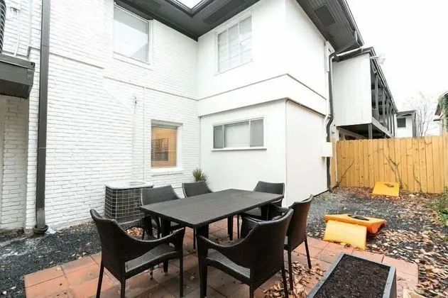 Signature Daire, Birden Çok Yatak, 2 Banyolu, Avlu Manzaralı