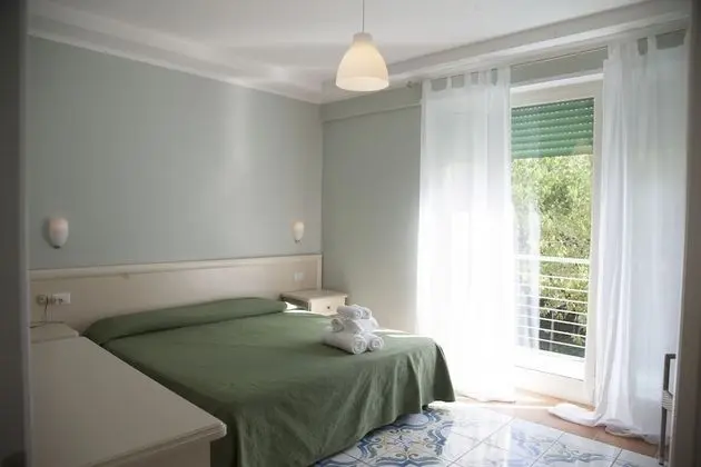 Standard Dört Kişilik Oda