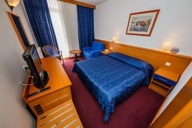 Standard Tek Büyük veya İki Ayrı Yataklı Oda, Balkon, Deniz Manzaralı