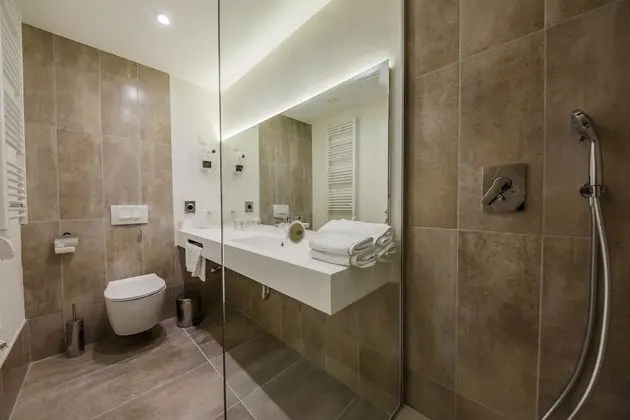 Superior Oda, Balkon, Deniz Manzaralı