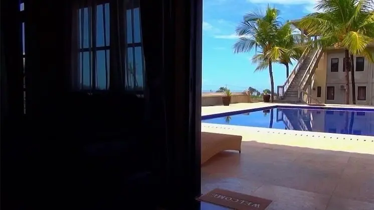 Luxury Tek Büyük Yataklı Oda, Havuz Manzaralı