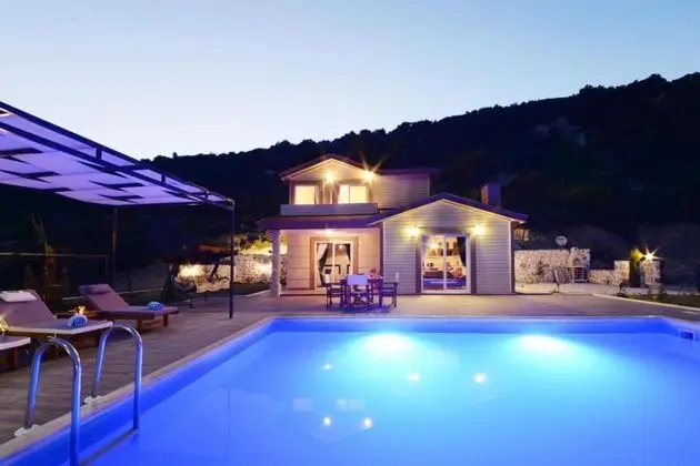 Özel Havuzlu Villa, Bahçe Manzaralı, Özel Havuzlu ve Jakuzili
