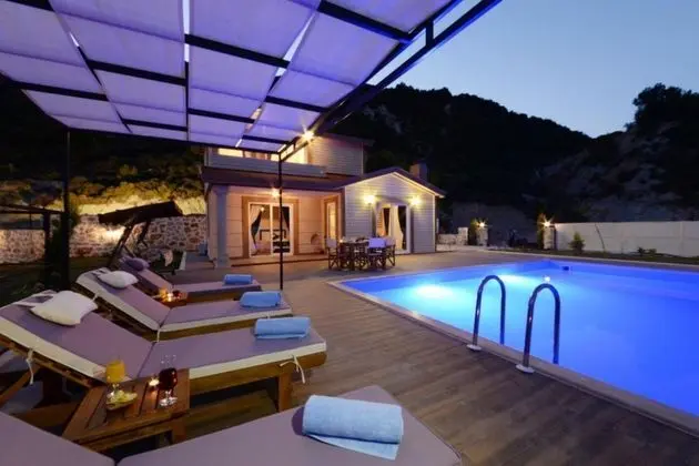 Özel Havuzlu Villa, Bahçe Manzaralı, Özel Havuzlu ve Jakuzili