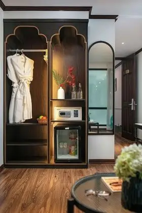 Luxury Tek Büyük Yataklı Oda