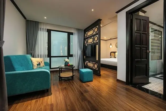 Luxury Tek Büyük Yataklı Oda