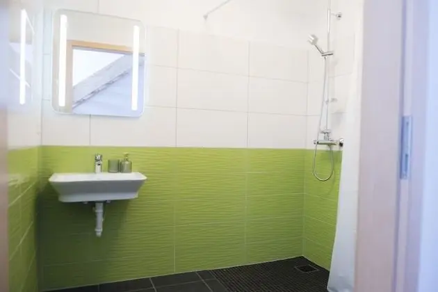 Family Dört Kişilik Oda, Özel Banyo