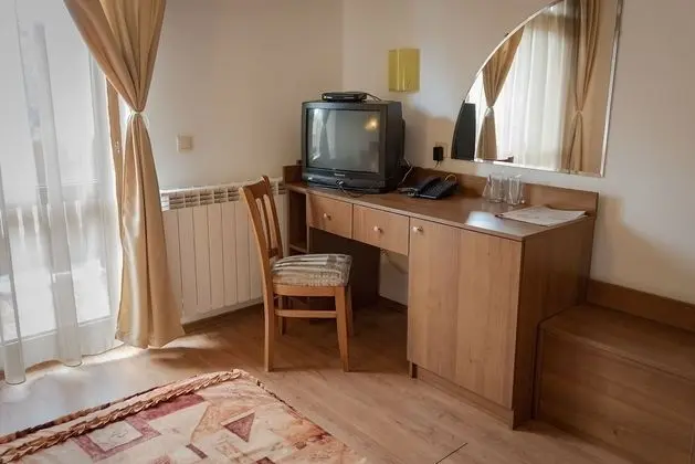Deluxe Tek Büyük veya İki Ayrı Yataklı Oda