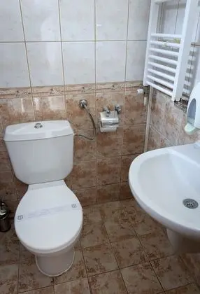 Üç Kişilik Oda