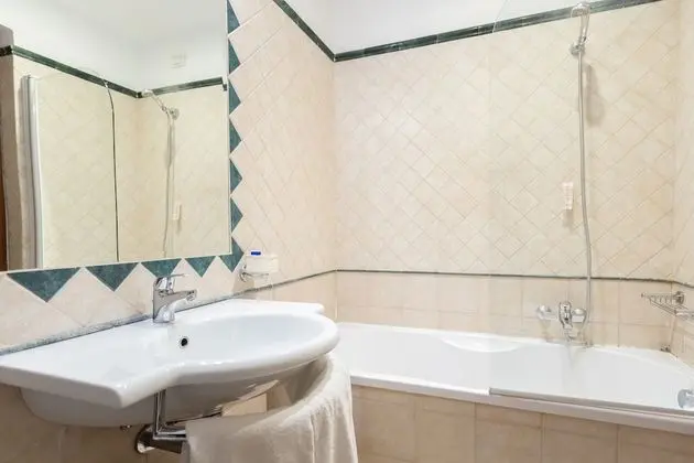Üç Kişilik Oda (Small)