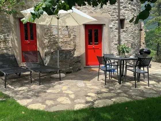 Kır Evi, 1 Büyük (Queen) Boy Yatak