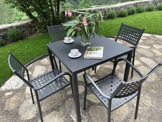 Kır Evi, 1 Büyük (Queen) Boy Yatak