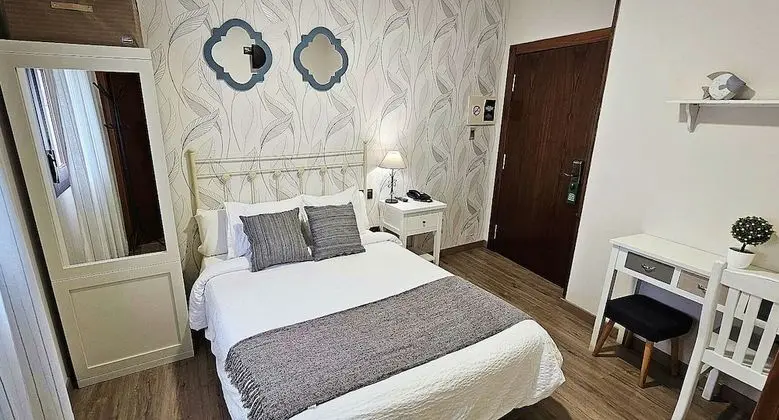 Basic Tek Kişilik Oda, 1 Çift Kişilik Yatak