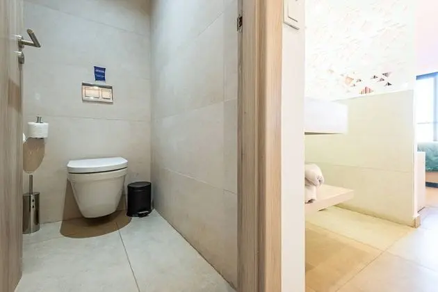 Double Room Jacuzzi with Balcony