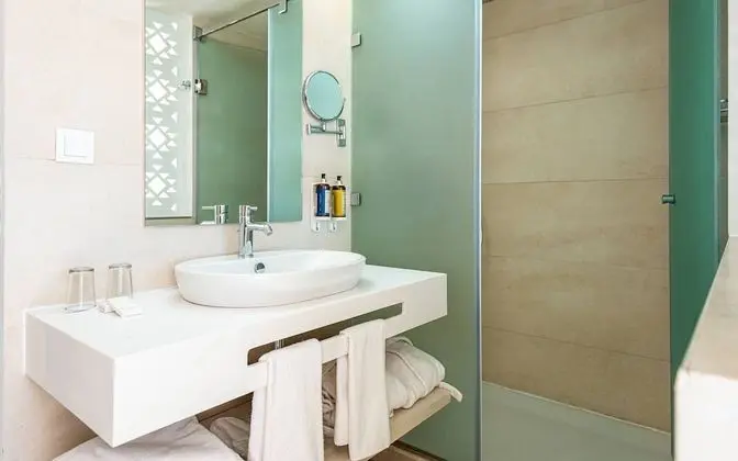 Double Room Jacuzzi with Balcony
