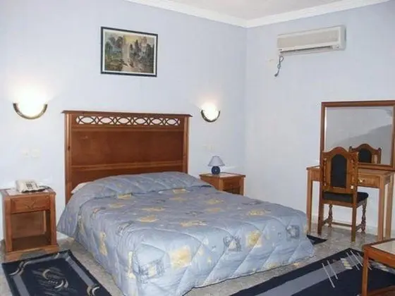 Tek Büyük Yataklı Oda