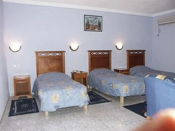 Üç Kişilik Oda