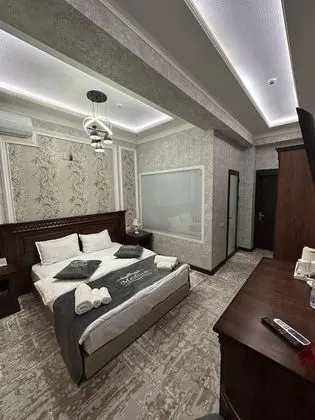 Deluxe Tek Büyük Yataklı Oda