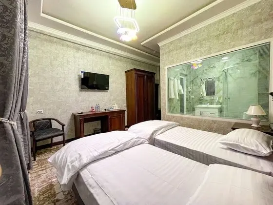Deluxe Tek Büyük Yataklı Oda