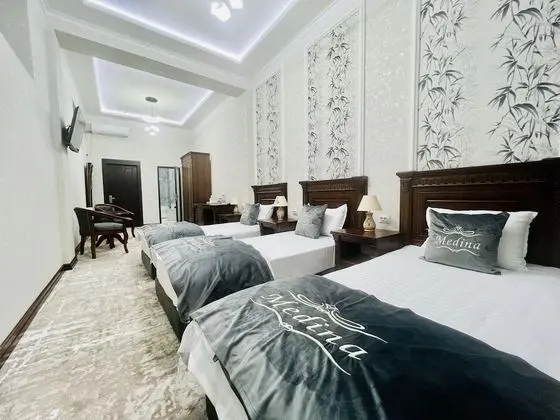 Deluxe Üç Kişilik Oda