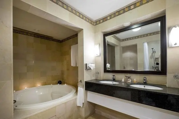 Üç Kişilik Oda, Özel Banyo, Deniz Manzaralı
