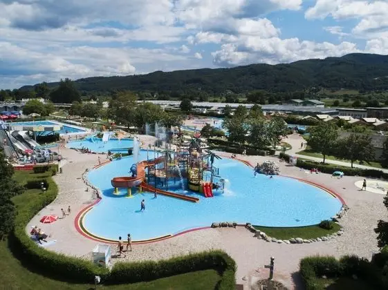 Apart Daire (Two Bedroom Mobile Home)