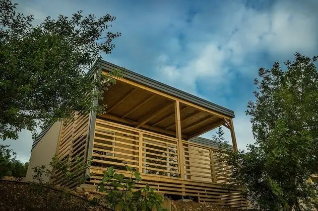 Comfort Karavan, 2 Yatak Odası, Havuz Kullanımı, Deniz Manzaralı