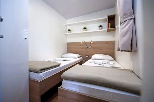 Comfort Karavan, 3 Yatak Odası, Havuz Kullanımı, Deniz Manzaralı