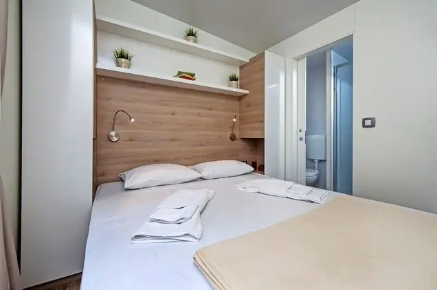 Comfort Karavan, 3 Yatak Odası, Havuz Kullanımı, Deniz Manzaralı