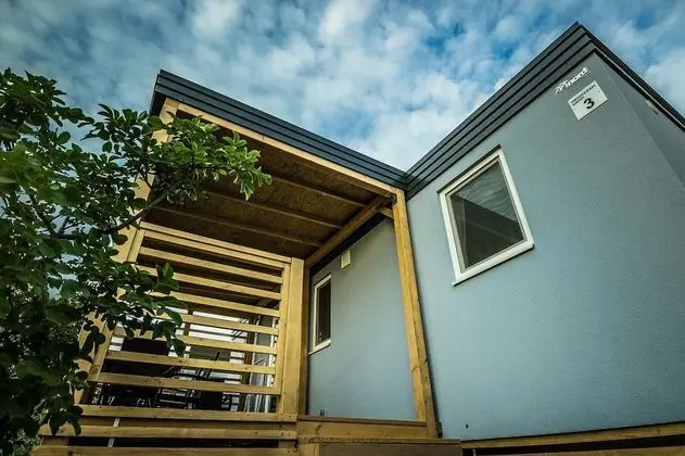 Standard Karavan, 2 Yatak Odası, Havuz Kullanımı, Deniz Manzaralı