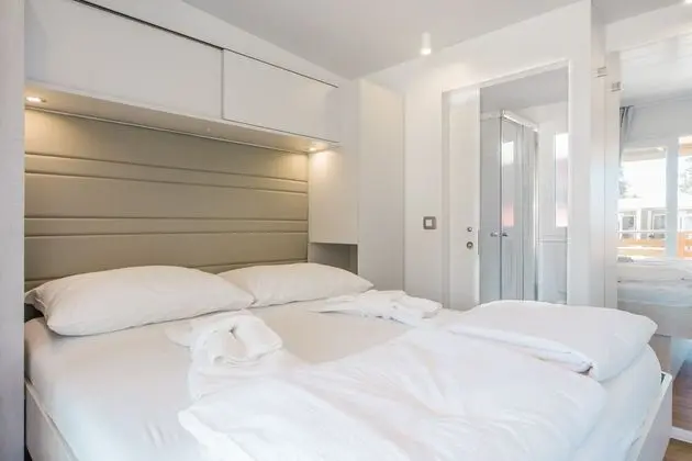 Superior Karavan, 2 Yatak Odası, Teras, Deniz Manzaralı