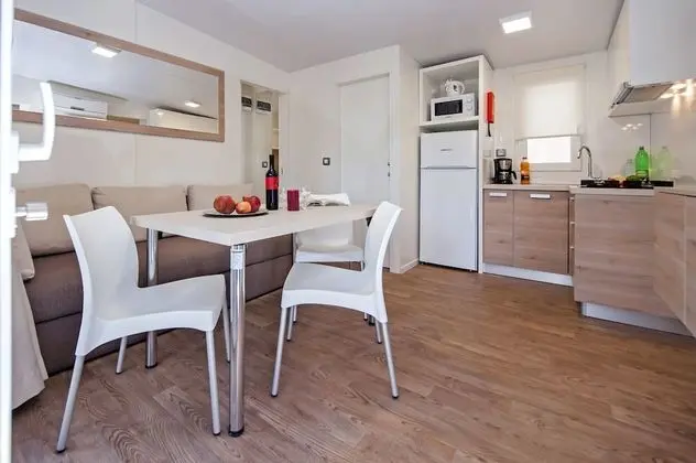 Comfort Karavan, 3 Yatak Odası, Teras, Bahçeli