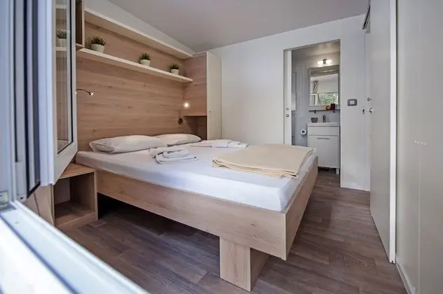 Premium Karavan, 2 Yatak Odası, Teras, Bahçeli