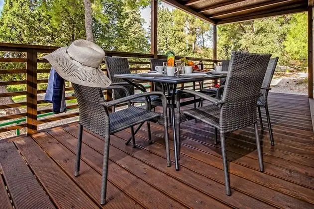 Premium Karavan, 2 Yatak Odası, Teras, Bahçeli